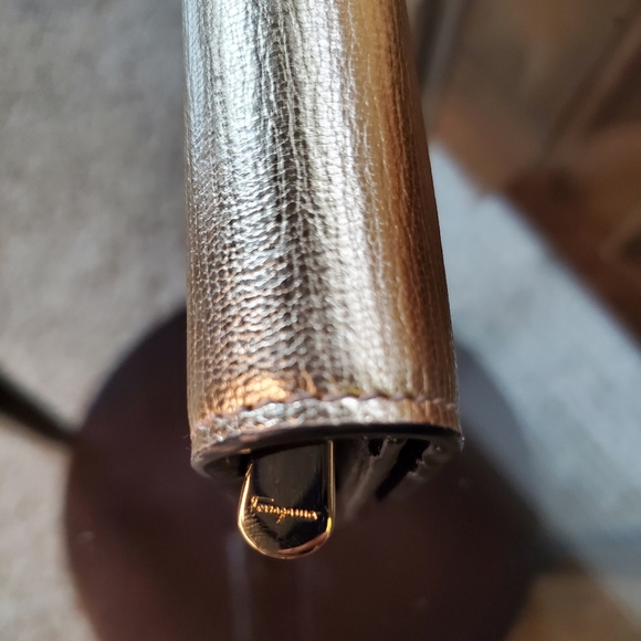 Salvatore Ferragamo City Leather French Wallet - Picture 7 of 12